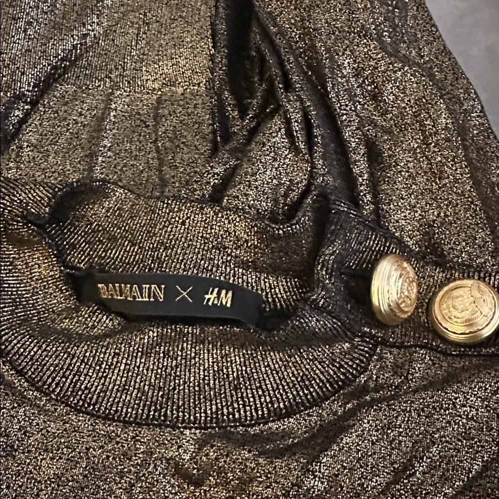 Balmain Gold Metallic Crewneck Top - Picture 2 of 2